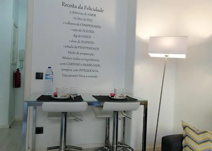 Home Beach アパート