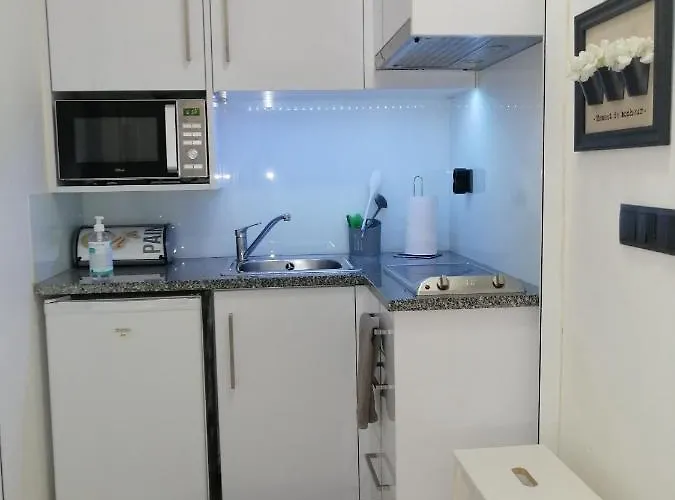 Home Beach アパート